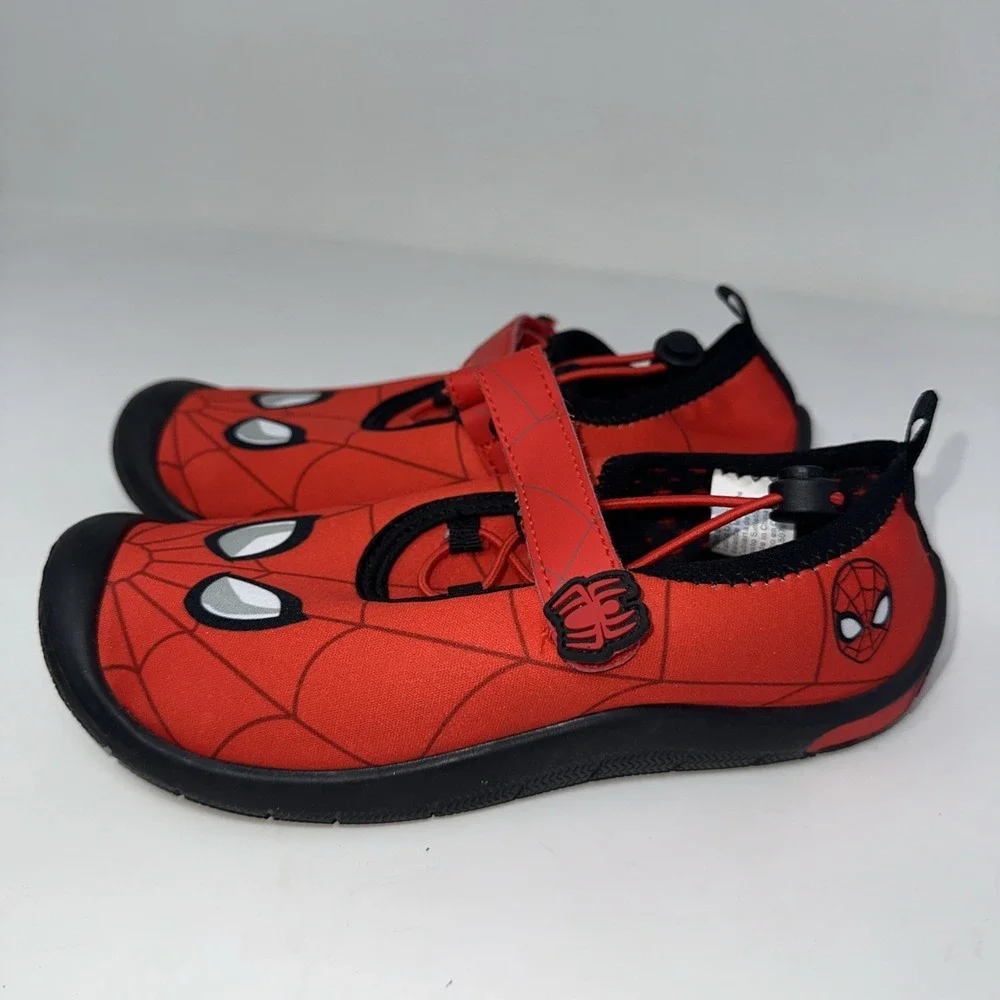 Marvel Spider-Man Kids Size 13 Water Shoes Aqua Socks Slip-On Red Black Web